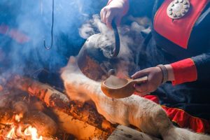 Opplev samisk kultur hos Ellinor og Ailu Utsi